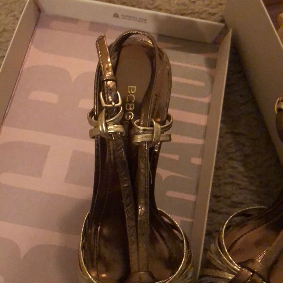 Bcbg sandal heels super cute - Picture 2 of 4